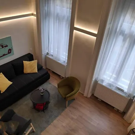Luxury New-3bdr 3bth Sauna!city Center Apartment Budapest