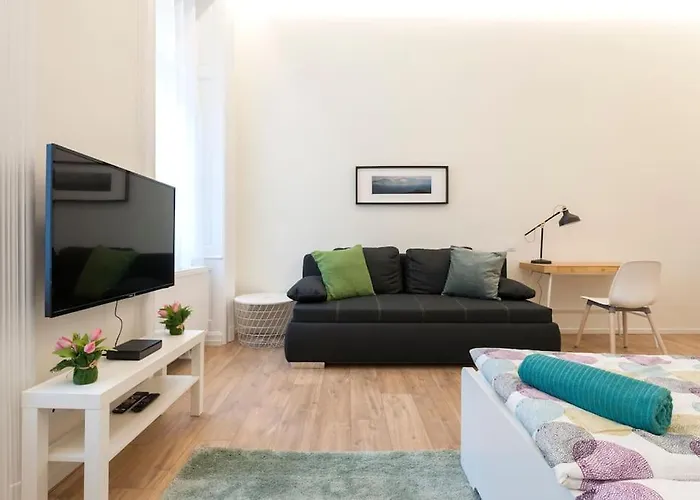 Appartement Luxury New-3bdr 3bth Sauna!city Center *