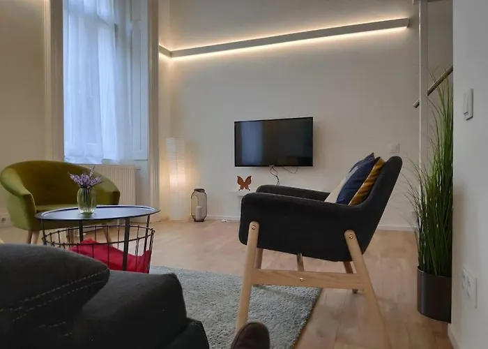 Appartement Luxury New-3bdr 3bth Sauna!city Center *